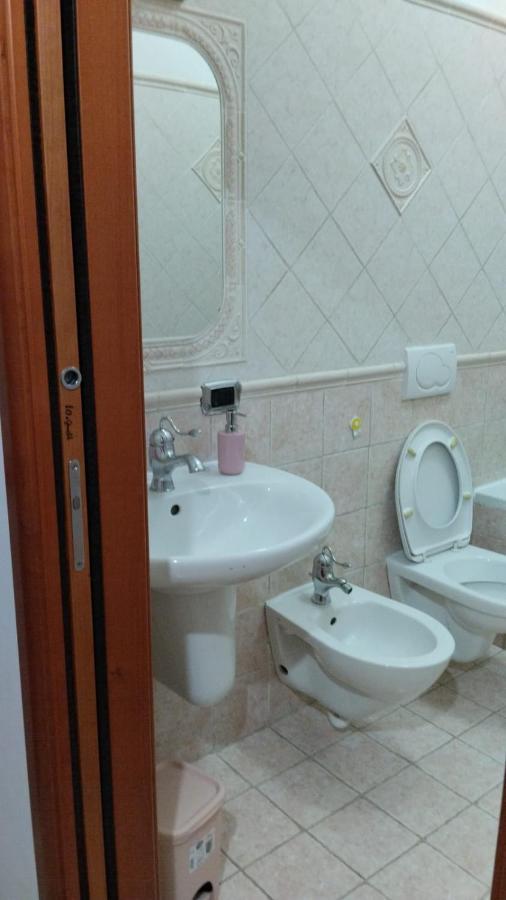 バーリLa Casa Di Elisaアパートメント エクステリア 写真
